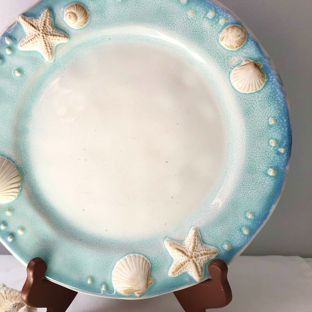 Sonoma Seaside Beach Shell Dinner Plate - Picture 2 of 5